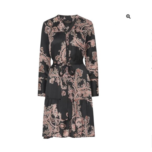 *** NWT *** Giselle Dress - Picture 1 of 2